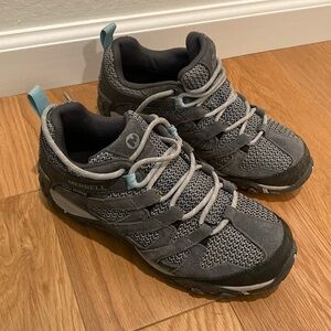 Merrell Alverstone waterproof hiking shoes - women’s size 6.5